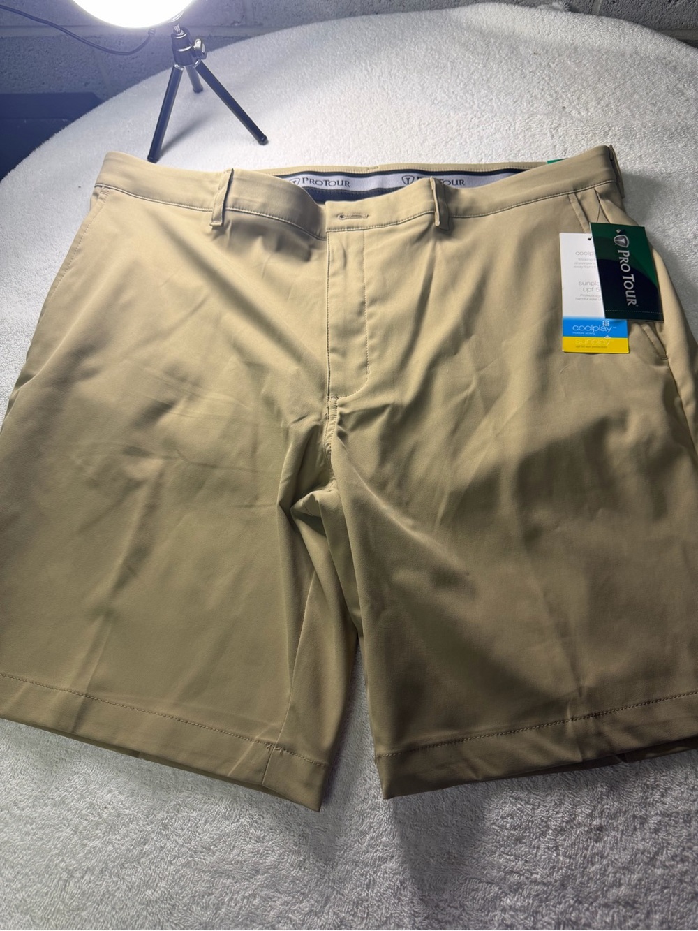 Pro tour NWT Men’s Khaki Performance Golf Shorts Size 38